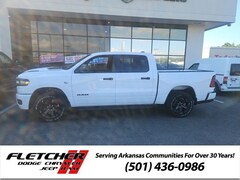 2026 Ram 1500 EXPRESS CREW CAB 4X4 5'7 BOX Pickup