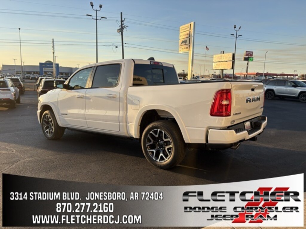 New 2026 Ram 1500 LARAMIE CREW CAB 4X4 5'7 BOX Pickup