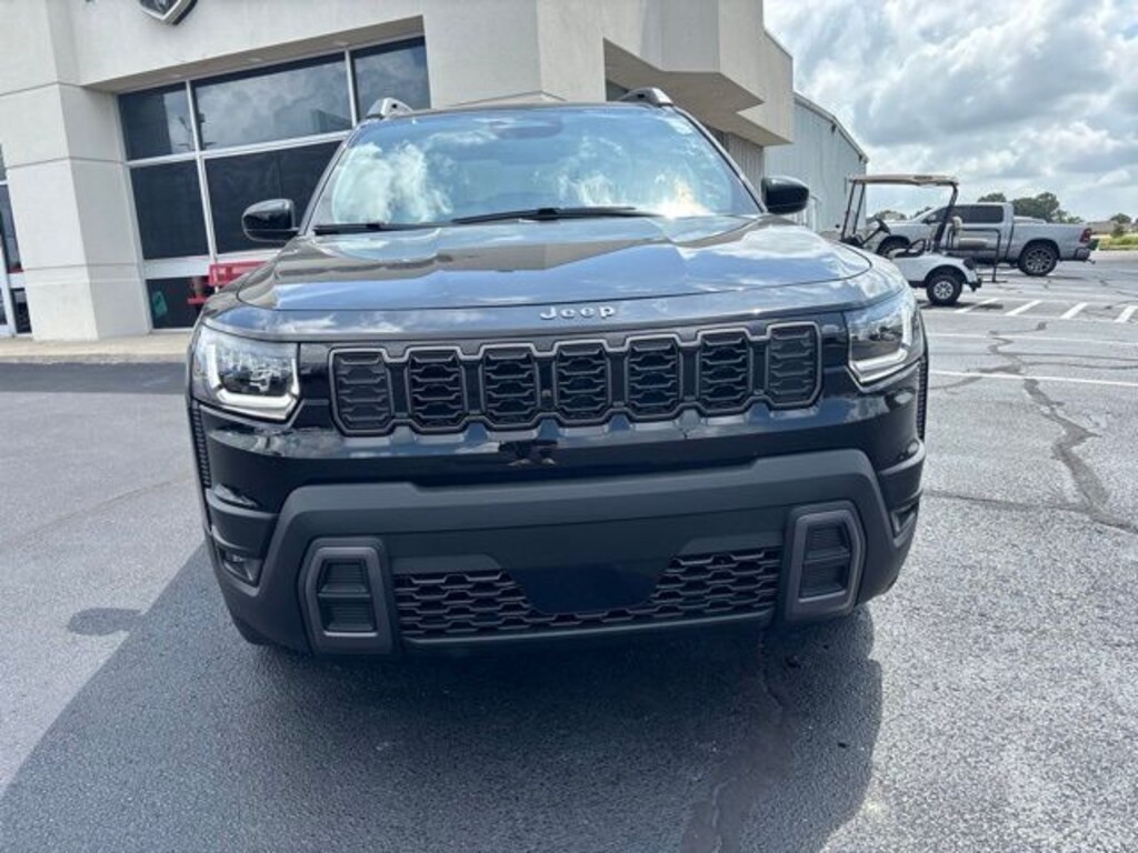 New 2026 Jeep Cherokee LAREDO 4X4 Sport Utility