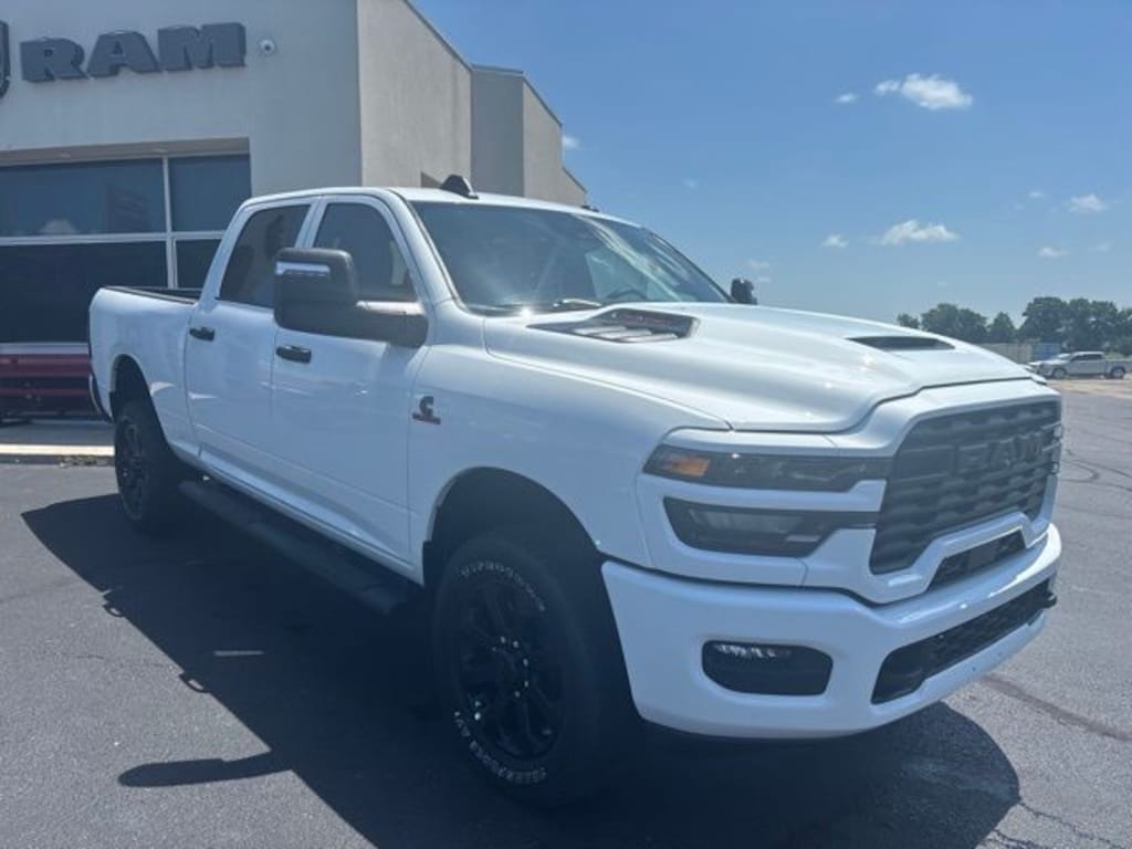 New 2026 Ram 2500 BLACK EXPRESS CREW CAB 4X4 6'4 BOX Pickup