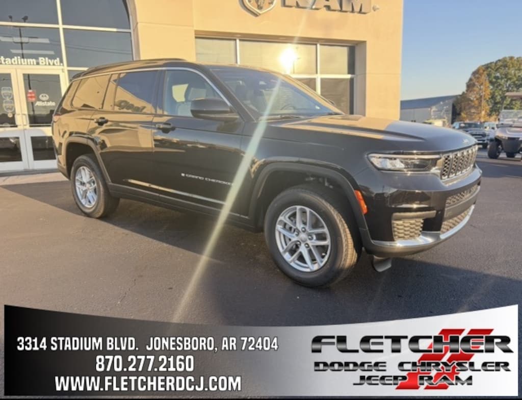 New 2025 Jeep Grand Cherokee LAREDO X 4X2 Sport Utility