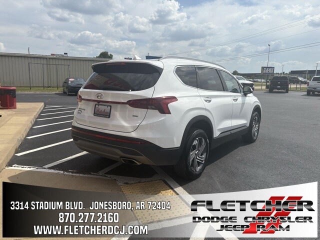 2023 Hyundai Santa Fe SEL photo 3