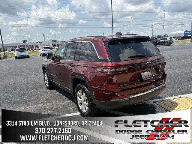 2024 Jeep Grand Cherokee Limited photo 4