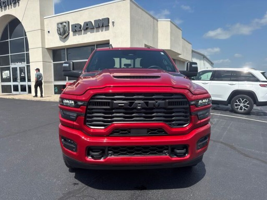 New 2026 Ram 2500 BLACK EXPRESS CREW CAB 4X4 6'4 BOX Pickup