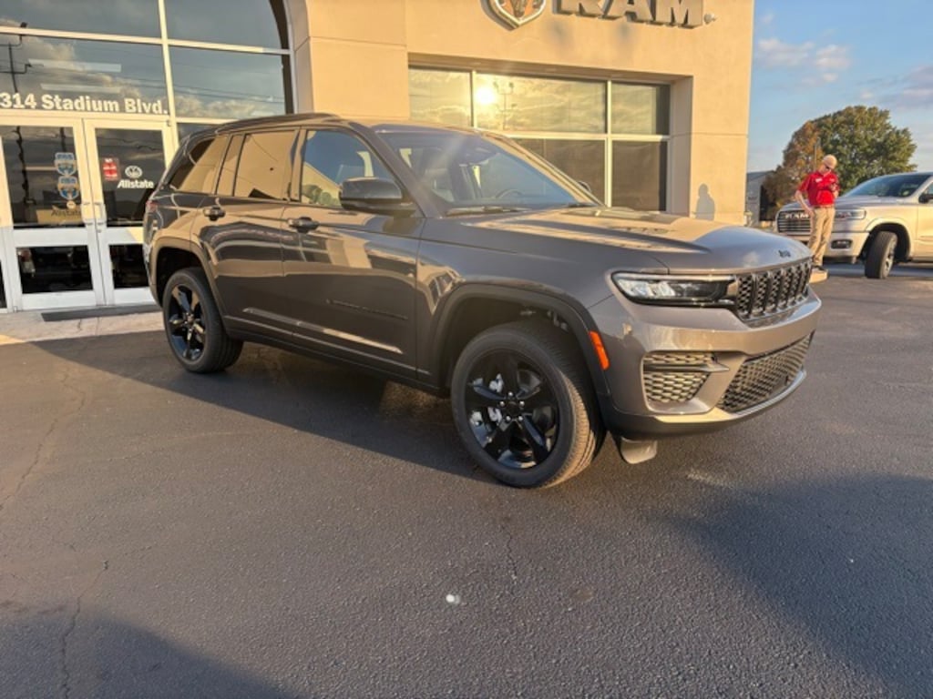 New 2025 Jeep Grand Cherokee ALTITUDE X 4X4 Sport Utility