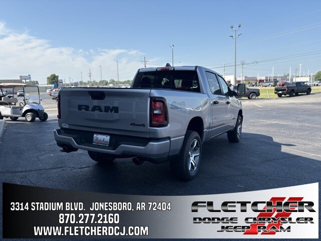 2025 Ram 1500 Tradesman photo 2