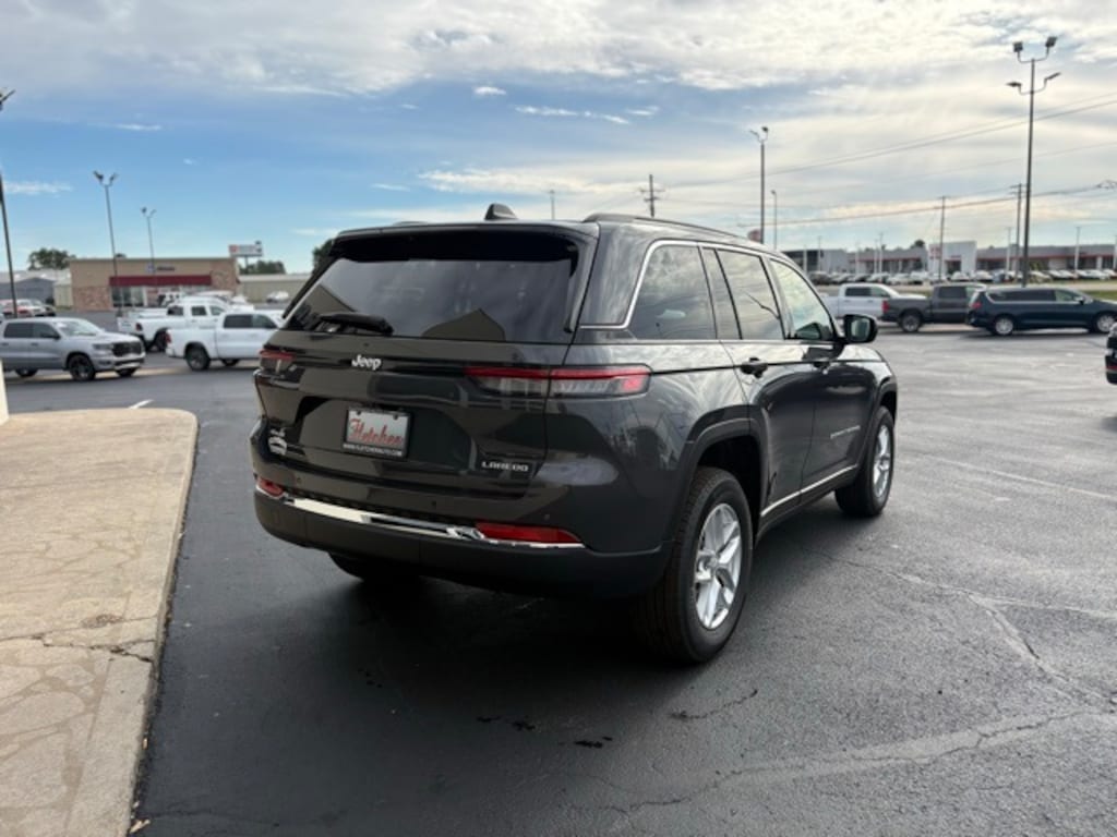 New 2025 Jeep Grand Cherokee LAREDO X 4X4 Sport Utility