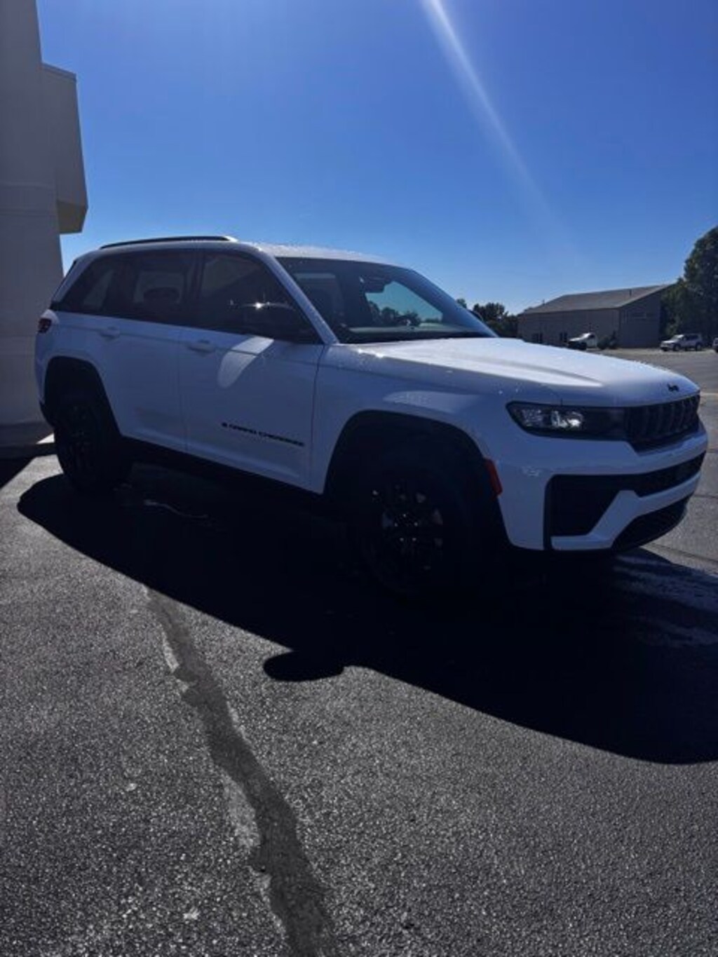 New 2026 Jeep Grand Cherokee LAREDO ALTITUDE 4X4 Sport Utility