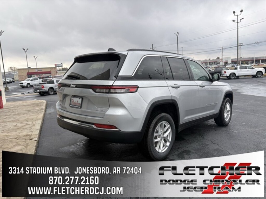 New 2025 Jeep Grand Cherokee LAREDO X 4X2 Sport Utility
