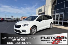2026 Chrysler Pacifica SELECT Passenger Van
