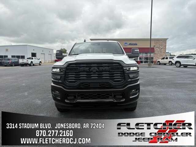 2025 Ram 2500 Tradesman photo 2