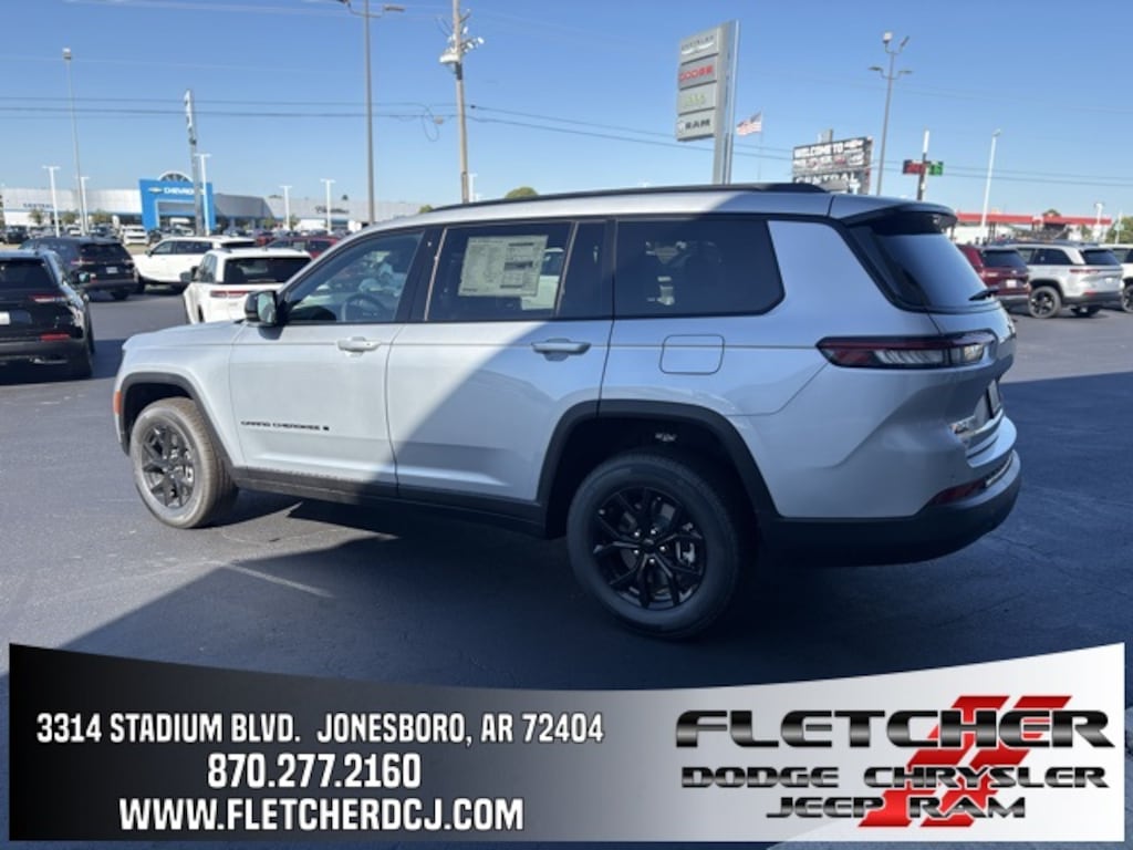 New 2025 Jeep Grand Cherokee L ALTITUDE X 4X4 Sport Utility