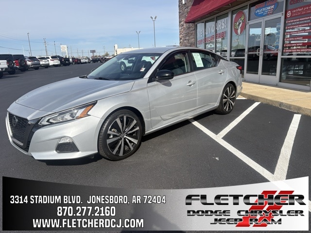 2022 Nissan Altima SR