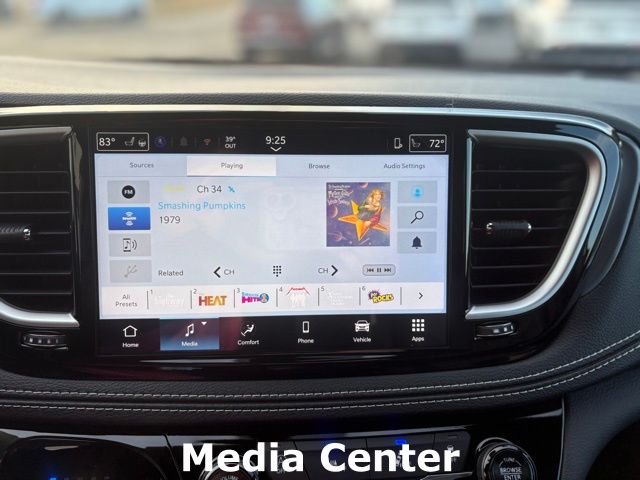 2026 Chrysler Pacifica Select - Photo 15
