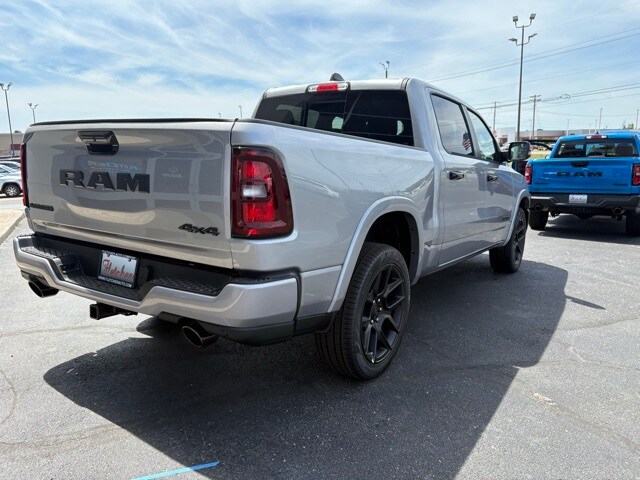 2026 Ram 1500 Laramie photo 3