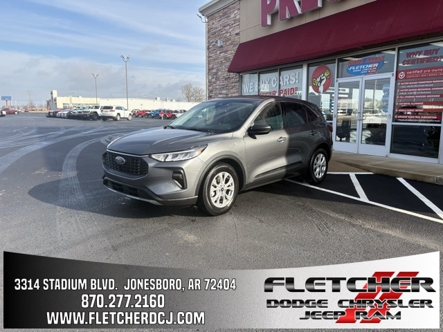 2023 Ford Escape Active's photo