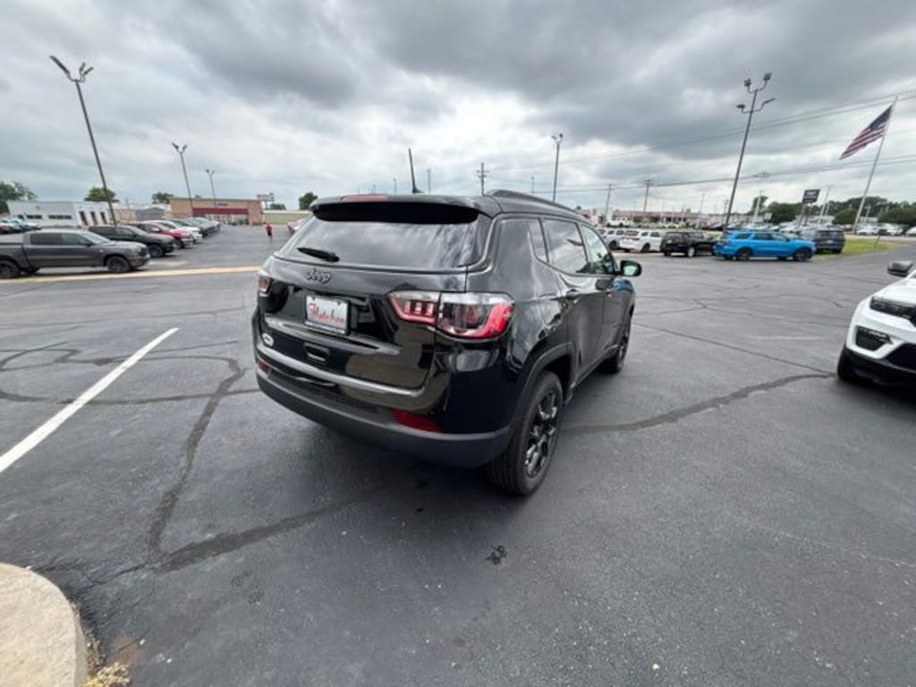 New 2026 Jeep Compass LATITUDE ALTITUDE 4X4 Sport Utility