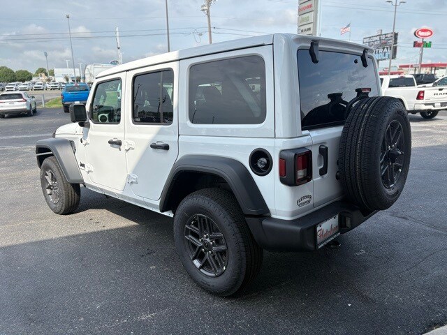 2025 Jeep Wrangler Sport S photo 4
