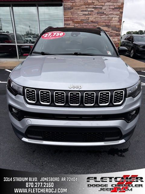 2025 Jeep Compass Limited 4X4's photo