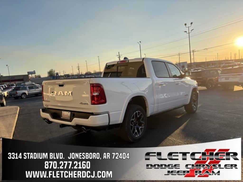 New 2026 Ram 1500 LARAMIE CREW CAB 4X4 5'7 BOX Pickup