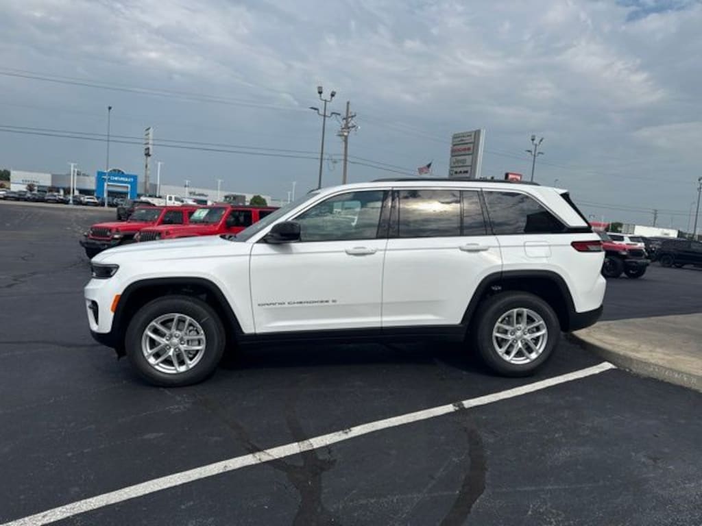 New 2026 Jeep Grand Cherokee LAREDO X 4X4 Sport Utility