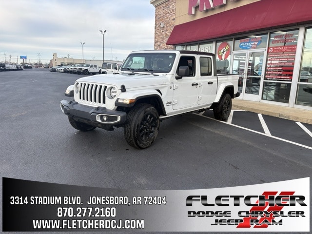 2023 Jeep Gladiator Overland's photo