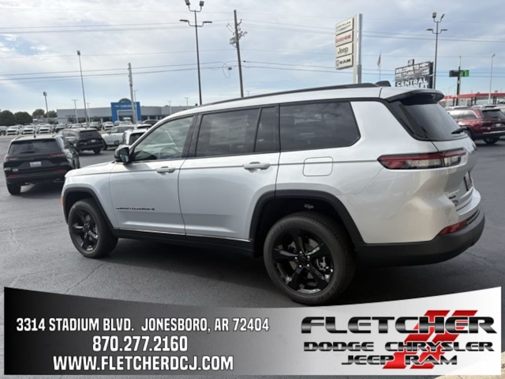 New 2025 Jeep Grand Cherokee L ALTITUDE X 4X4 Sport Utility