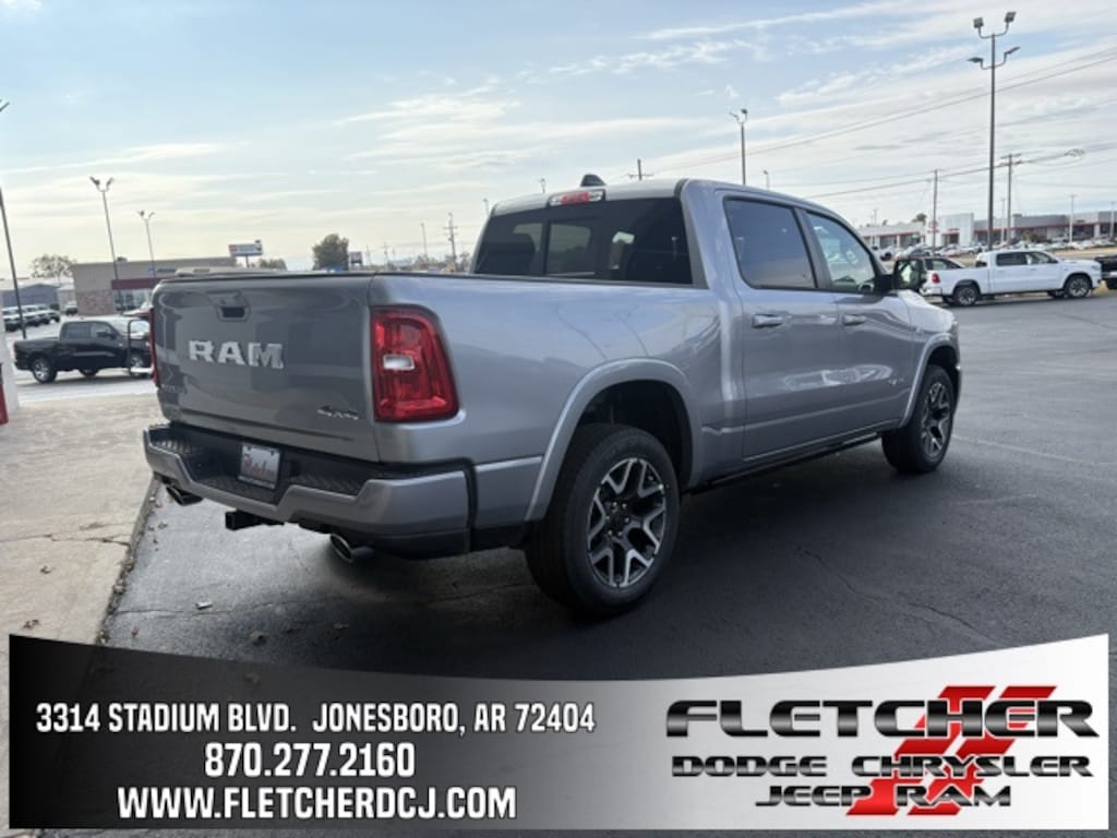 New 2026 Ram 1500 LARAMIE CREW CAB 4X4 5'7 BOX Pickup