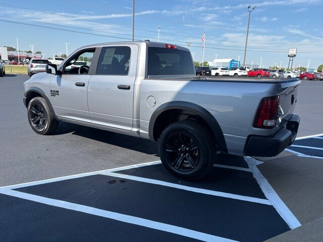 2024 Ram 1500 Classic Warlock photo 4