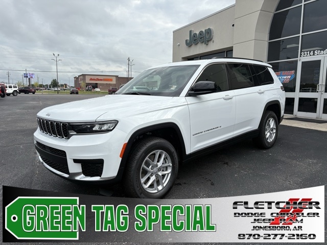 2025 Jeep Grand Cherokee L Laredo's photo