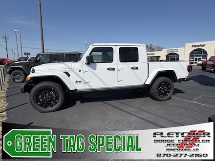 2025 Jeep Gladiator NIGHTHAWK 4X4 Pickup