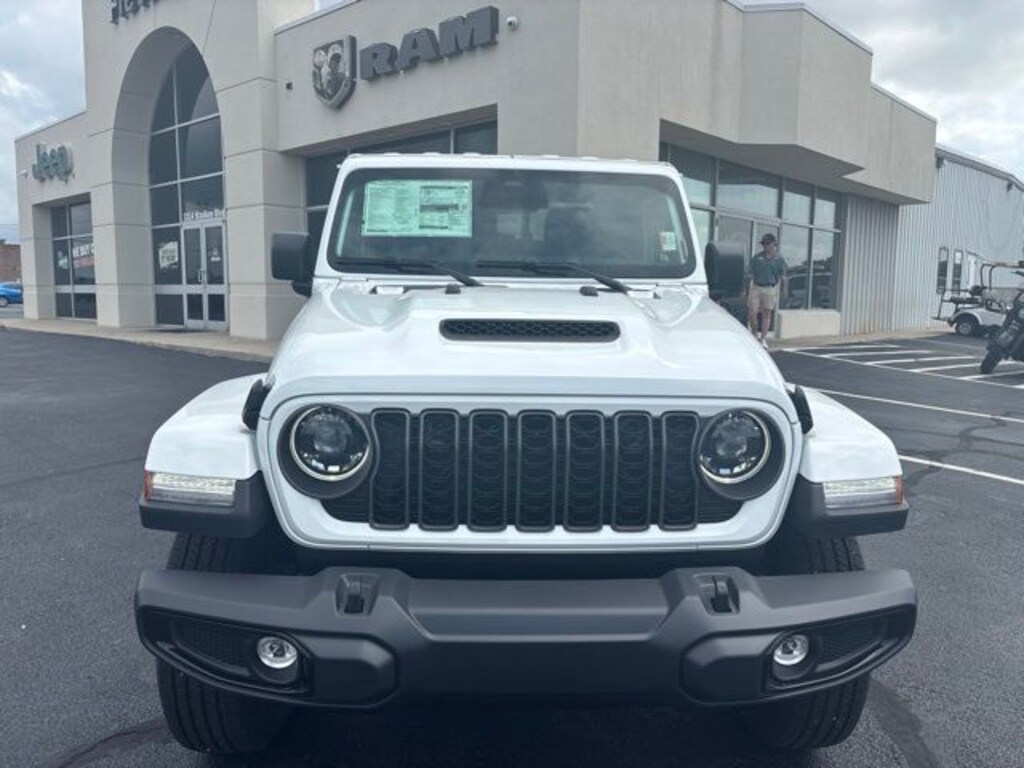 New 2026 Jeep Gladiator SPORT S 4X4 Pickup