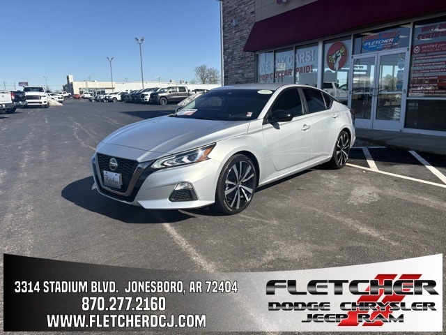 2022 Nissan Altima SR