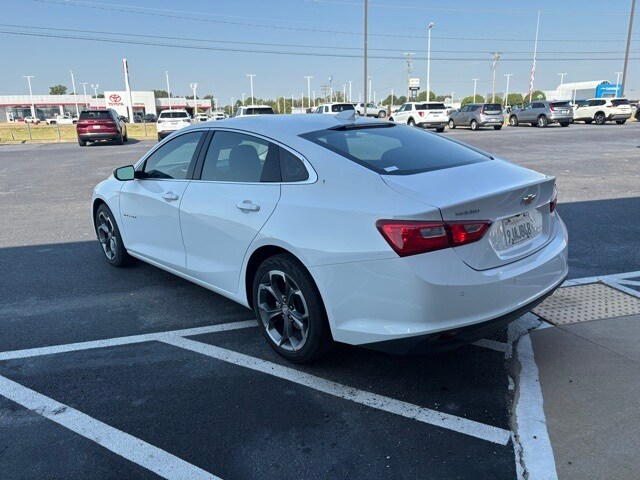 2024 Chevrolet Malibu 1LT photo 3