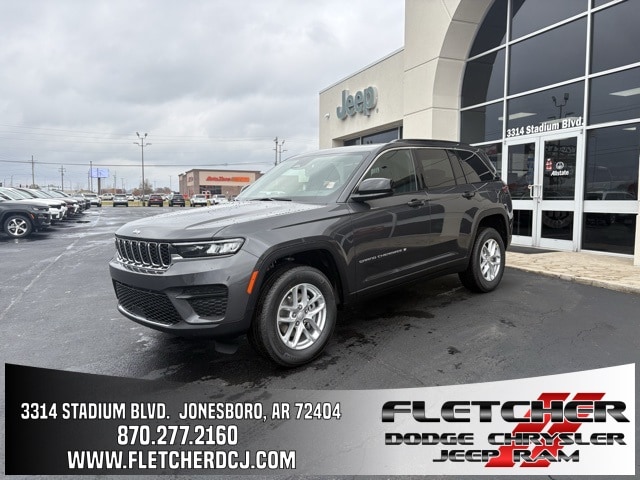 2025 Jeep Grand Cherokee Laredo's photo