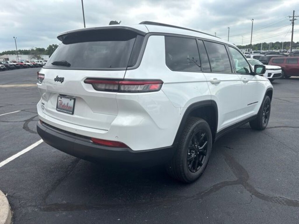 New 2026 Jeep Grand Cherokee L LAREDO ALTITUDE 4X4 Sport Utility