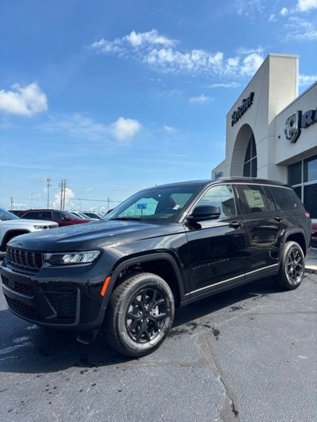 New 2026 Jeep Grand Cherokee L LAREDO ALTITUDE 4X4 Sport Utility