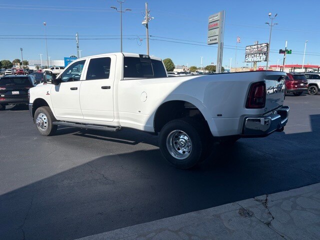 2026 Ram 3500 Tradesman photo 3