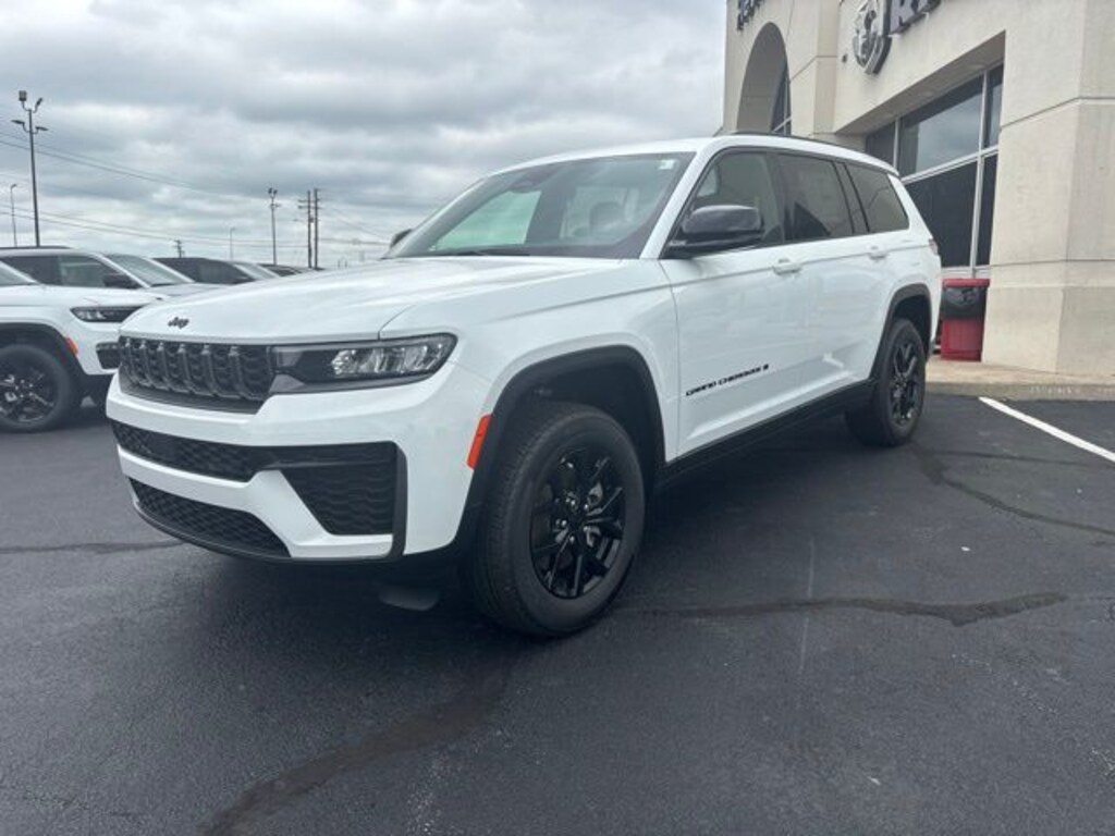 New 2026 Jeep Grand Cherokee L LAREDO ALTITUDE 4X4 Sport Utility