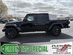 2025 Jeep Gladiator NIGHTHAWK 4X4 Pickup