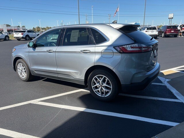 2024 Ford Edge SEL photo 4