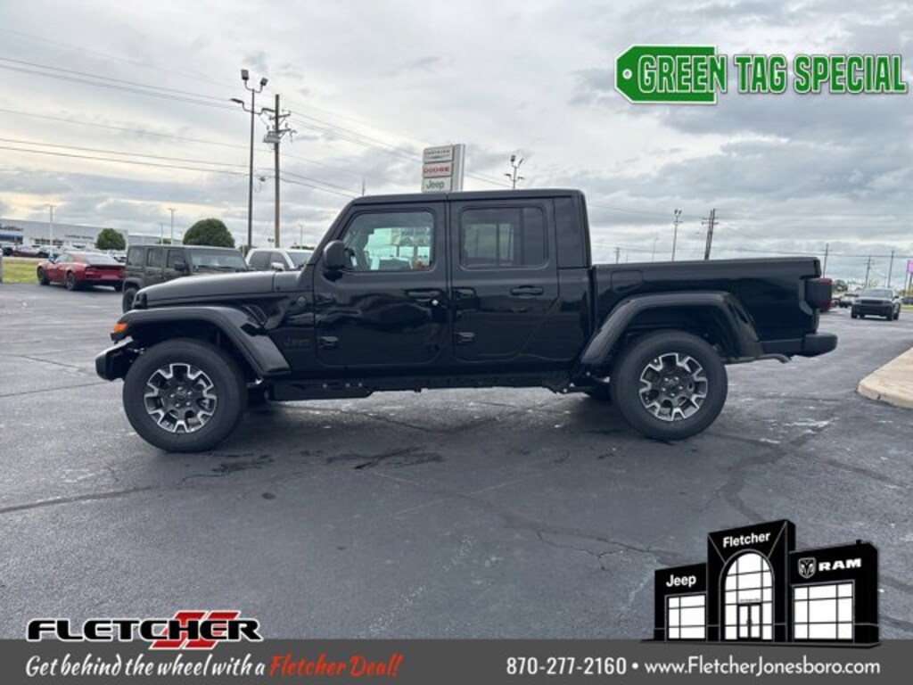 New 2026 Jeep Gladiator SAHARA 4X4 Pickup