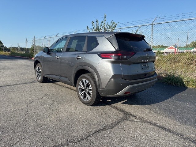2023 Nissan Rogue SV photo 3
