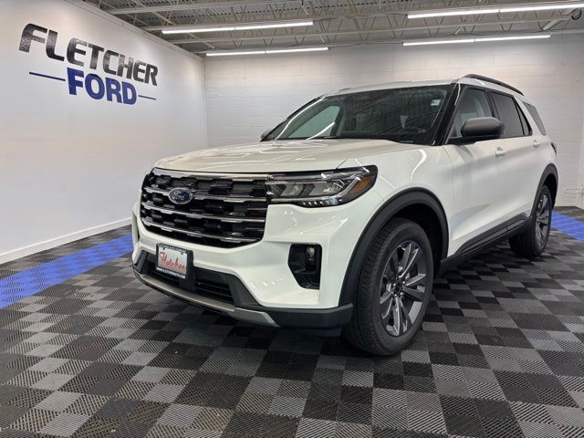 2026 Ford Explorer Active 4WD's photo