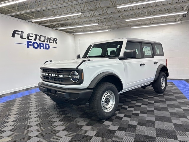 2025 Ford Bronco 4-Door Base's photo