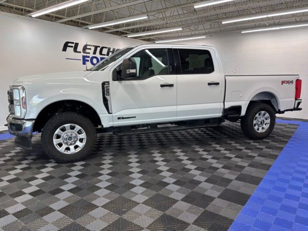 Used 2024 Ford F-250 XLT Truck