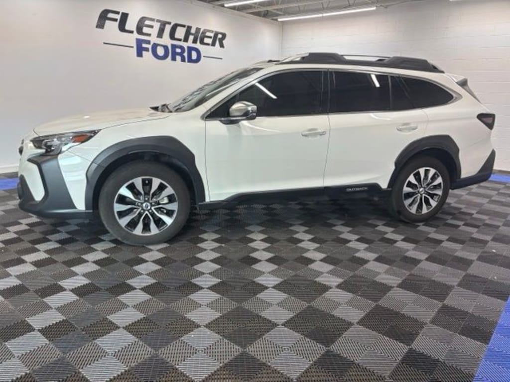 Used 2025 Subaru Outback Touring XT SUV