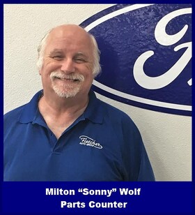 Staff member Sonny Wolf from c62fe0454927