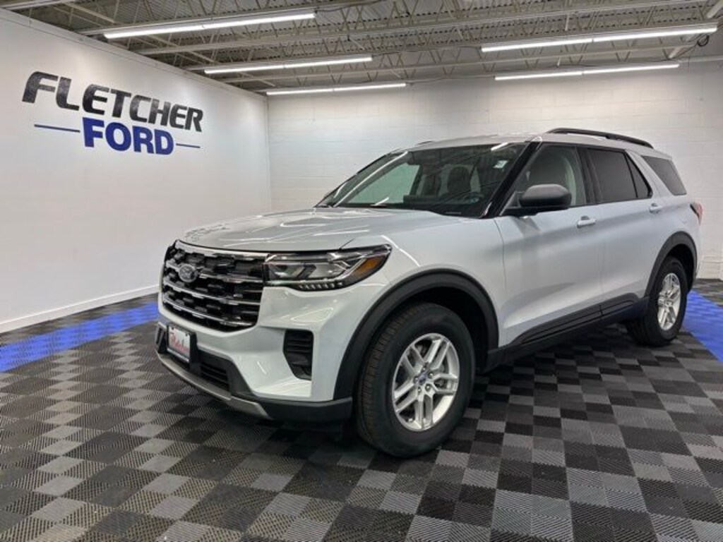 New 2026 Ford Explorer Active SUV