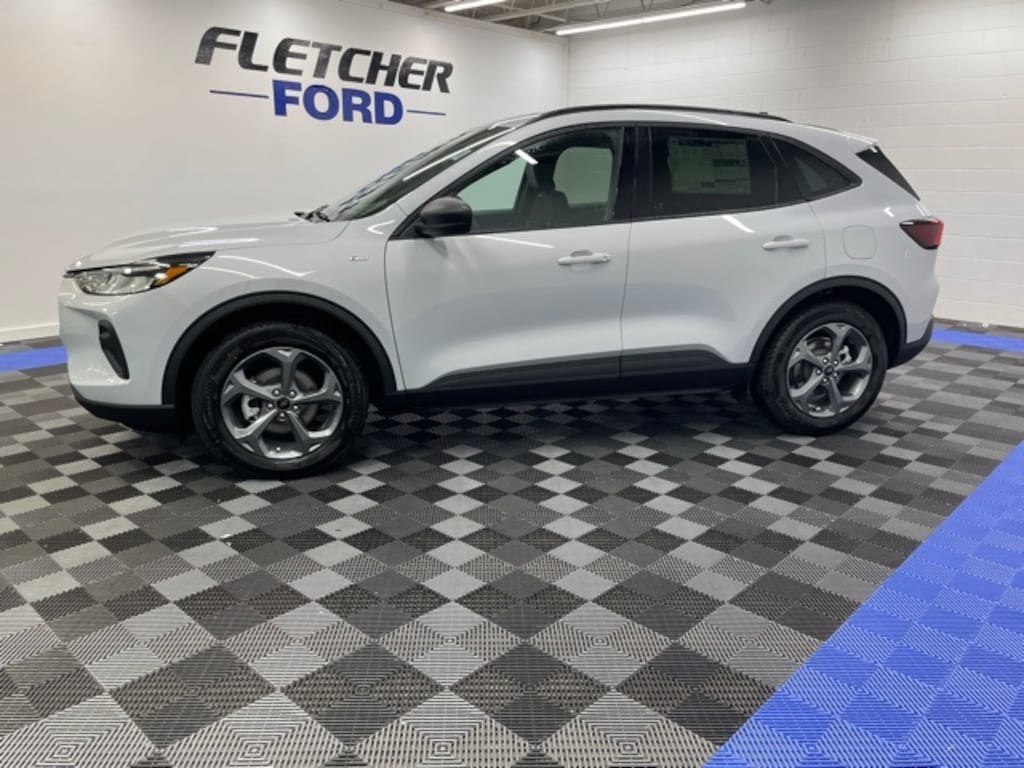 New 2026 Ford Escape ST-Line SUV